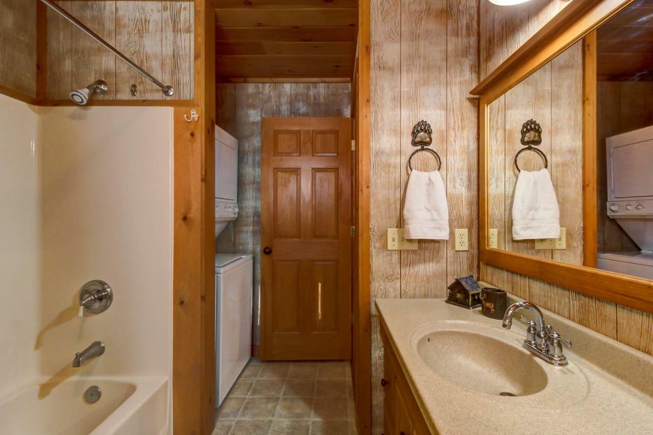 Two Bears Cabin Wear Valley Exterior photo
